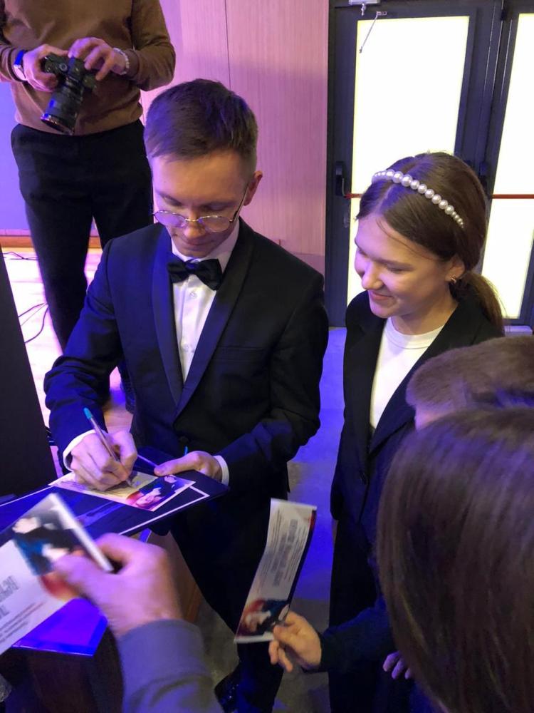 4-VzJLyCUnUavzf4p6hKvjyV-U754iuabqxhRgX-ZJFxNN2qK0YR-Ma-Xz7GP9-CsTaCCqIVKXL6mUM