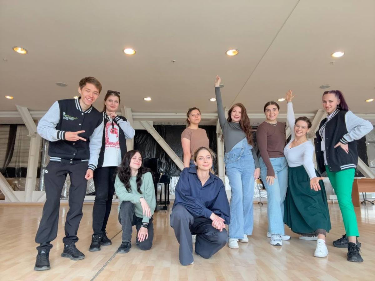 3-OPyJ37lUBlBIEfBxHanXvmfygzqYmLdYTl07cGV4qzYiPWtjpVm7Ws8J6wrrZuNvEmIITDskb9jigj-1