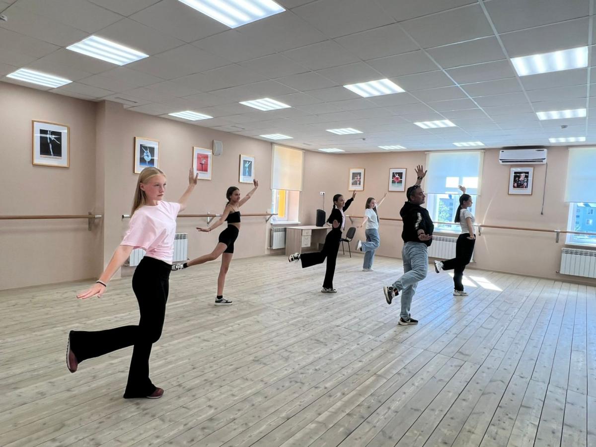 3-Q1GXE5uadrqvzyuu00SyQqVYQlTI0zj3psecqmbZvly-DZeazSHbZrgs5ZFjTWeB5LWlisPKGC93B5