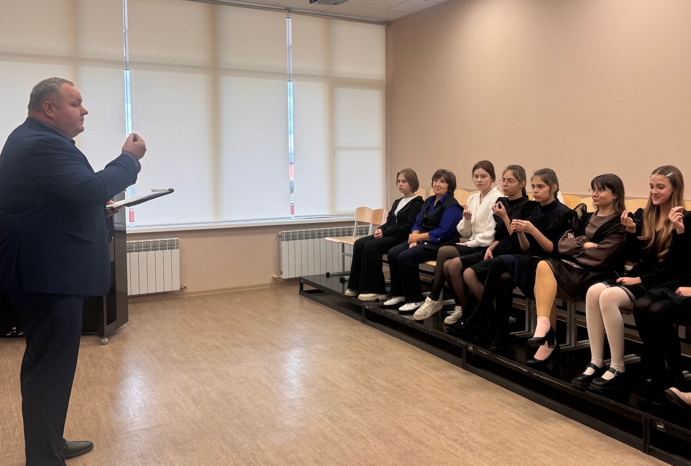 4-5lC1SPHrImXwzMIgMhorGOHGSqvAC5tWIVz3QQKh-CrRT-V0d5iPuIFcryTYvLSAKb1o5My06x60Z-