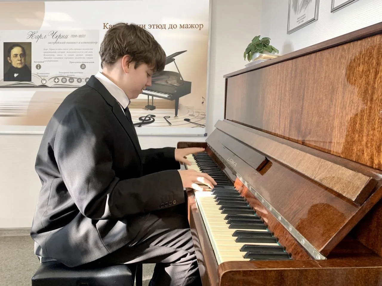 4-dUEjJ849IOiFe0apW9-gmqQmD5k5uEaeS83bLBiFa18yMnhZ5C6LYkyKIWSnPRVVbe3NiJCLC-wH